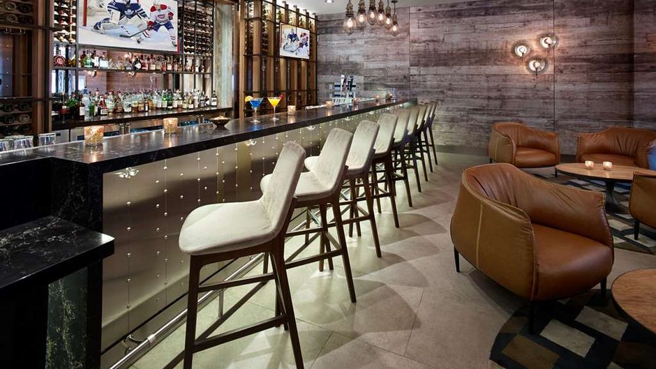 Hilton Garden Inn Toronto Airport Restaurant