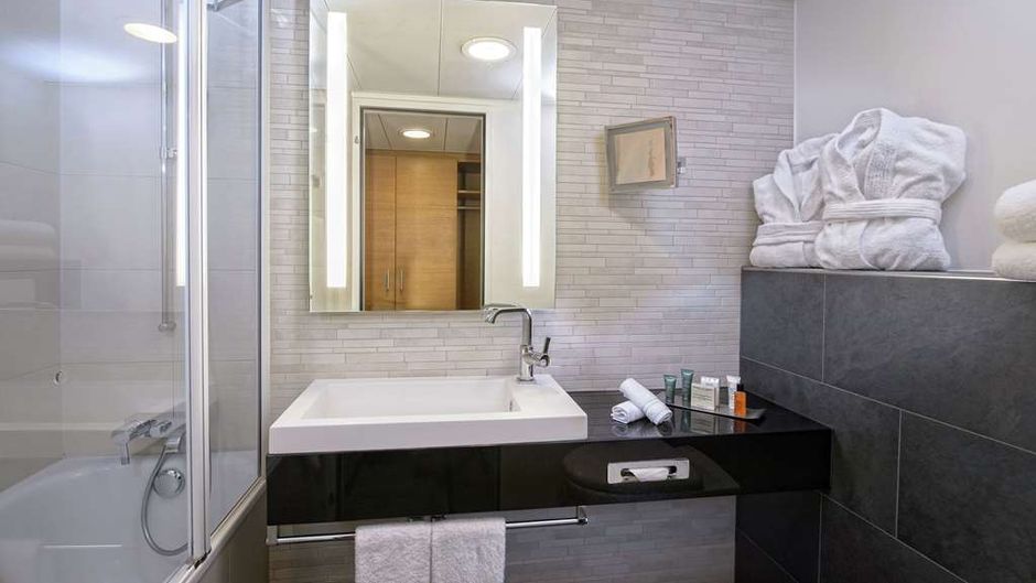 Hilton Zurich Airport Room