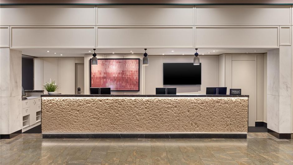 Hilton Zurich Airport Lobby