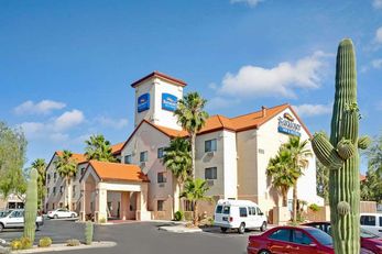 Baymont Inn & Suites Tucson Airport