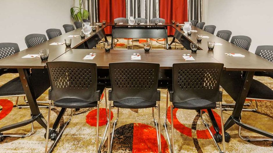 Ramada by Wyndham Moose Jaw Meeting