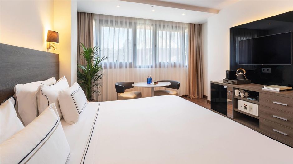 Melia Madrid Serrano Other