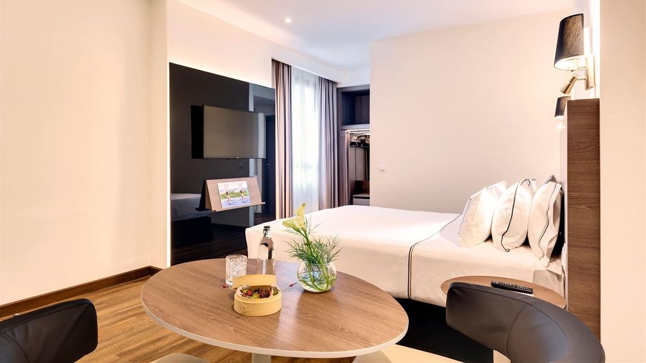 Melia Madrid Serrano Room