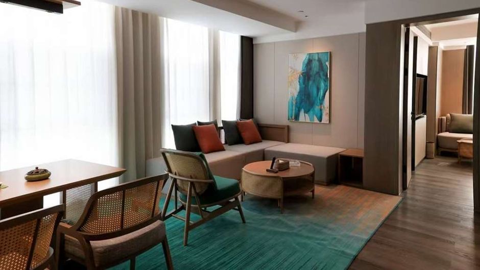 Ramada Yiyang Taojiang Room