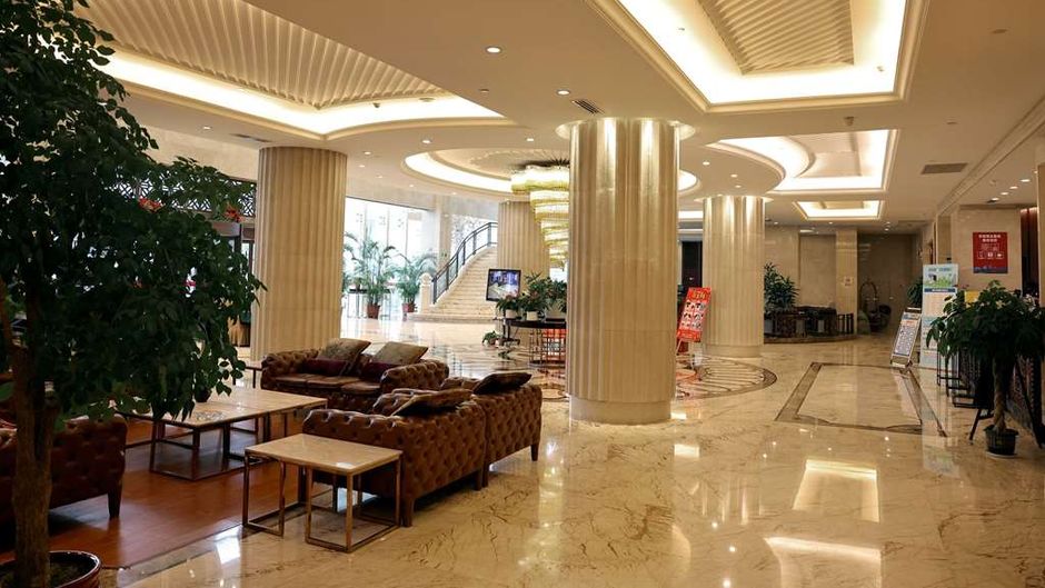 Ramada by Wyndham Suzhou Wujiang Lobby