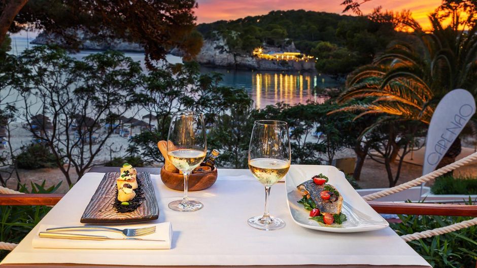 Melia Cala Galdana Meeting