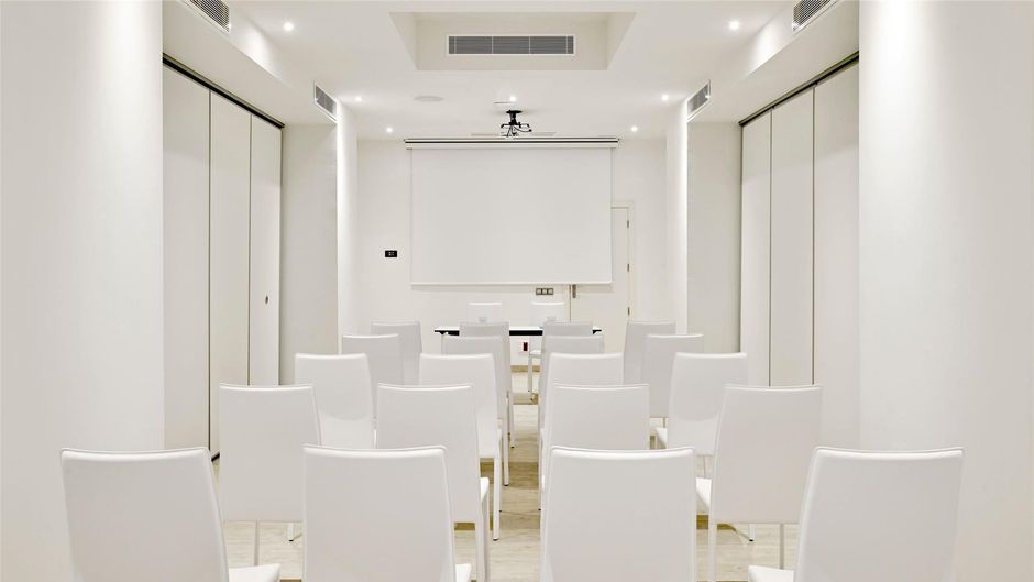 Sol Beach House Ibiza Meeting