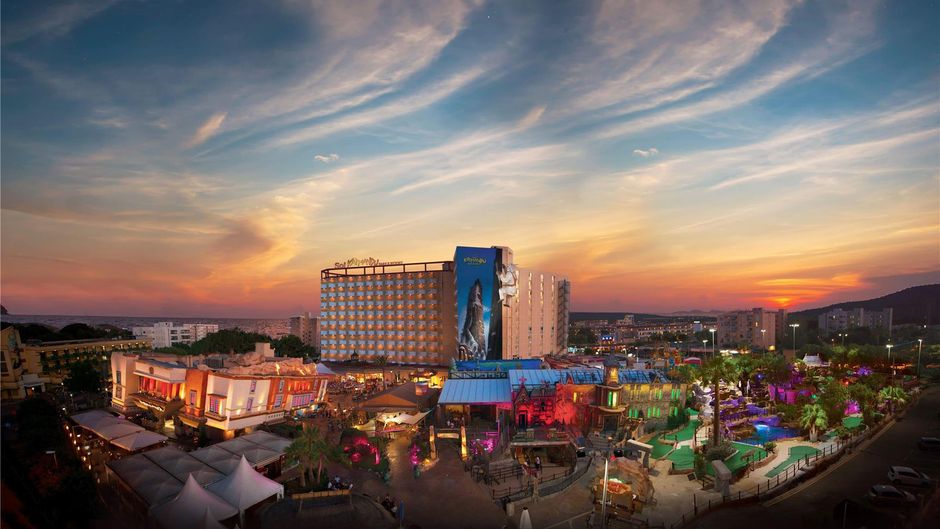 Sol Katmandu Park & Resort Exterior
