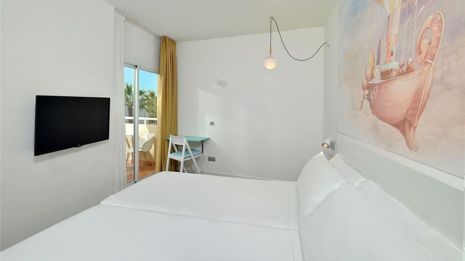 Sol Katmandu Park & Resort Room