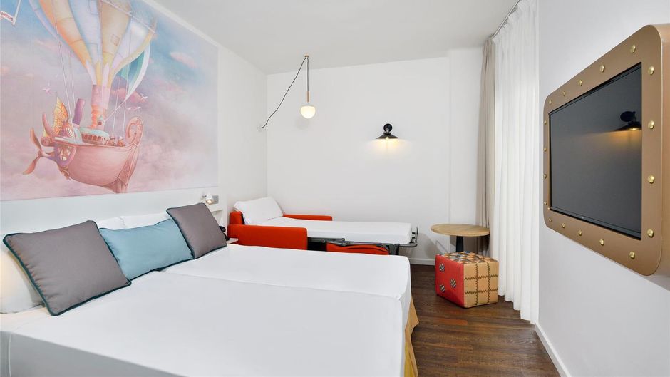 Sol Katmandu Park & Resort Room