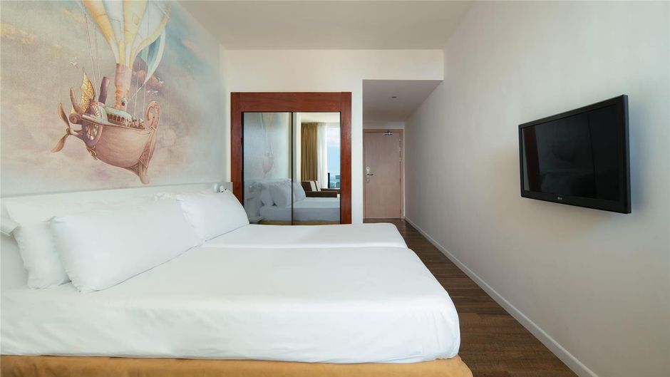 Sol Katmandu Park & Resort Room