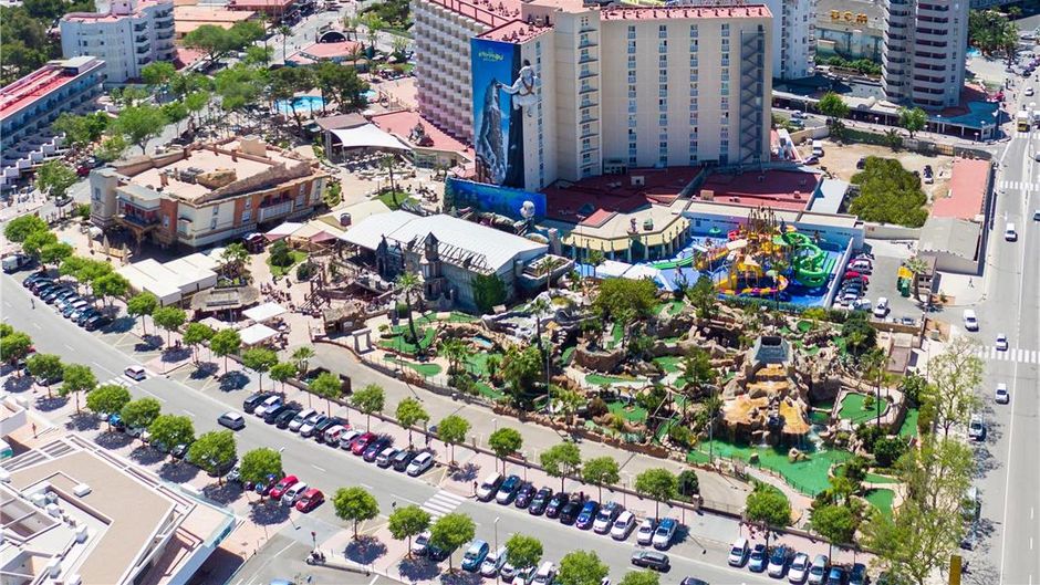 Sol Katmandu Park & Resort Exterior