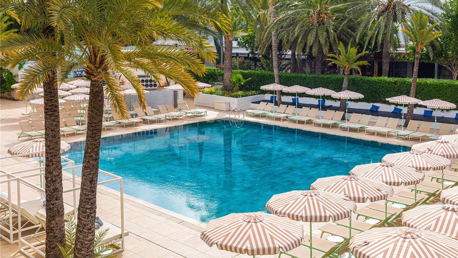 Sol House The Studio Pool