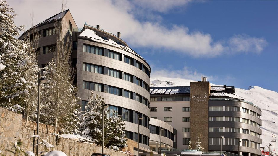 Melia Sol y Nieve Exterior