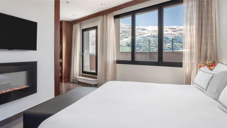 Melia Sol y Nieve Room