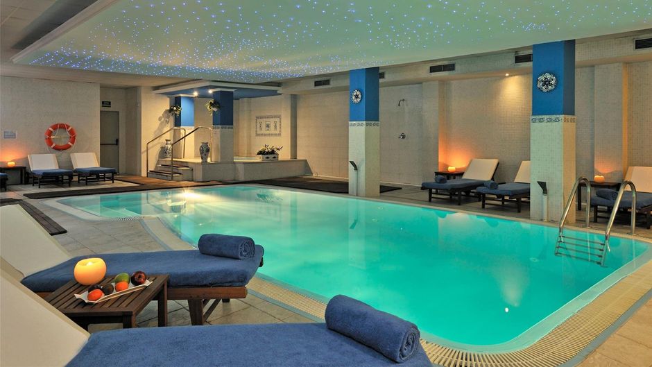 Hotel Vielha Baqueira, Affiliated Melia Pool