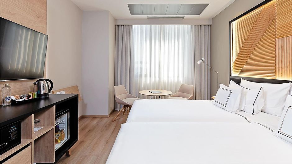 Melia Avenida America Room