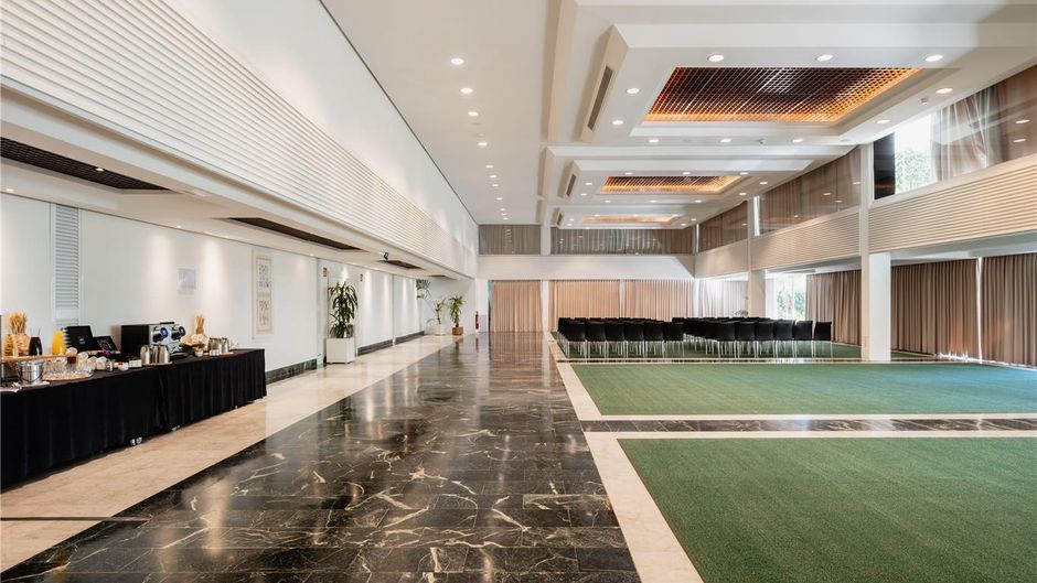 Gran Melia Don Pepe Meeting