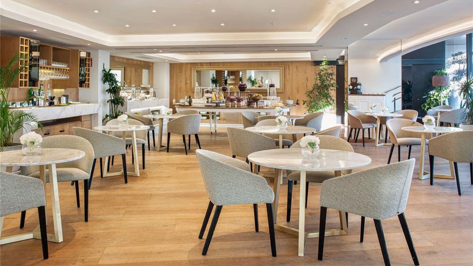 Gran Melia Don Pepe Room