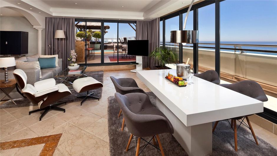 Gran Melia Don Pepe Room