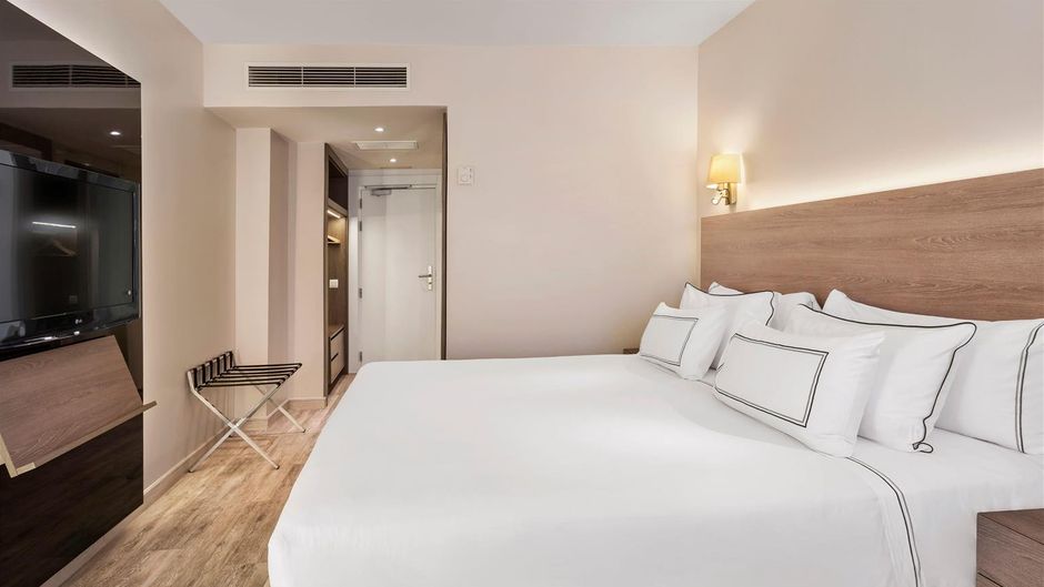 Melia Lebreros Room