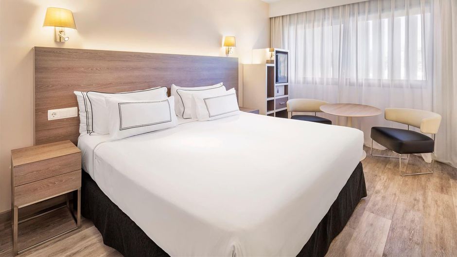 Melia Lebreros Room