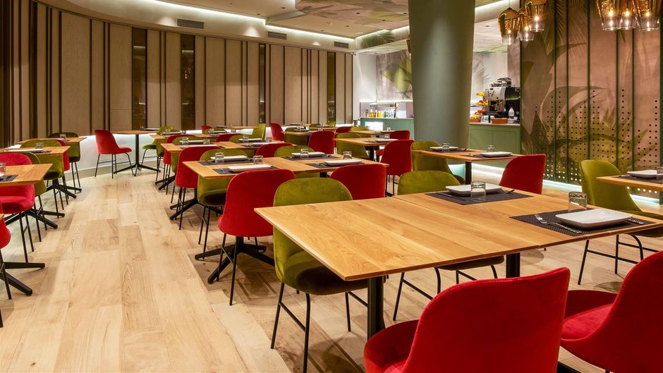Melia Plaza Restaurant