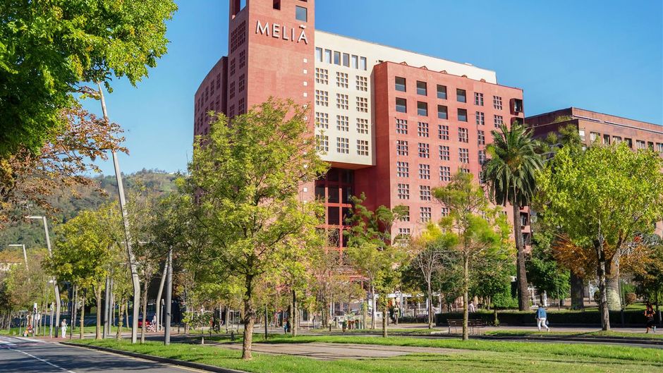 Melia Bilbao Exterior