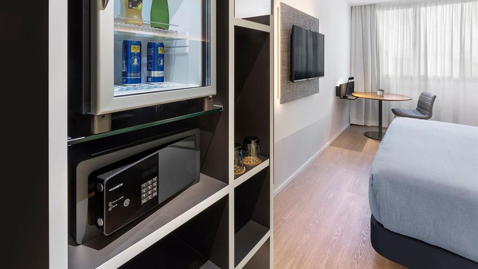 Melia Zaragoza Room