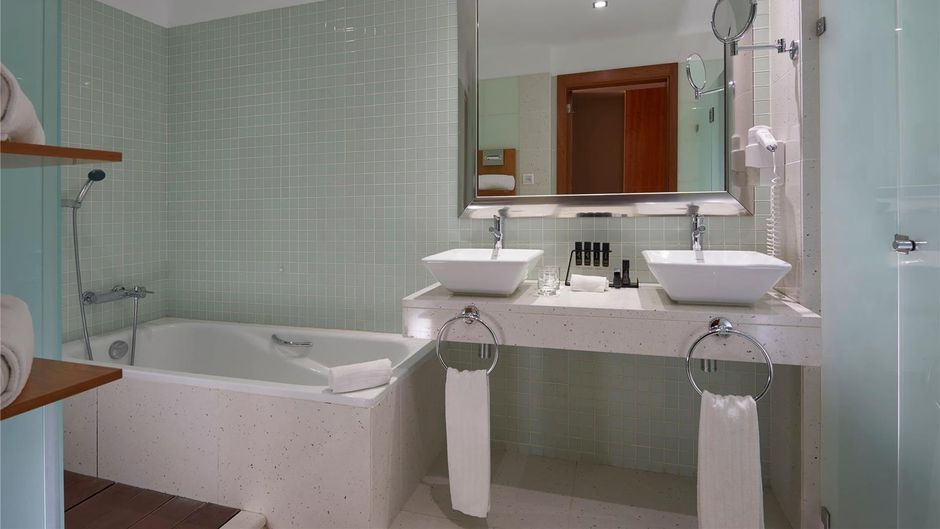 Melia Madeira Mare Resort Spa Room