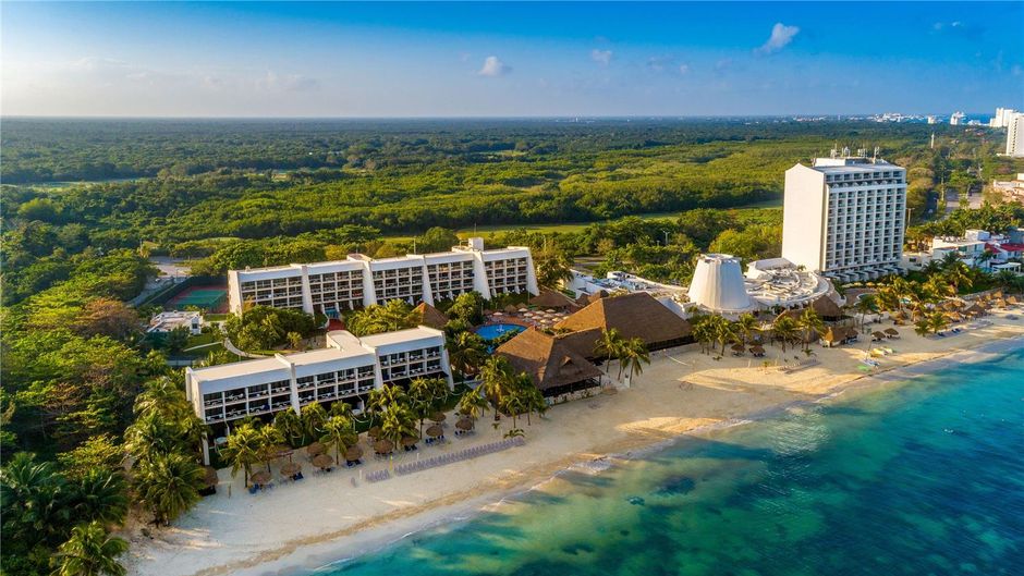 Melia Cozumel Beach & Golf Resort Exterior