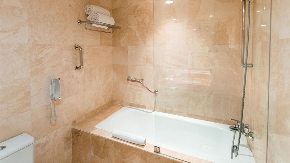 Melia Lima Room