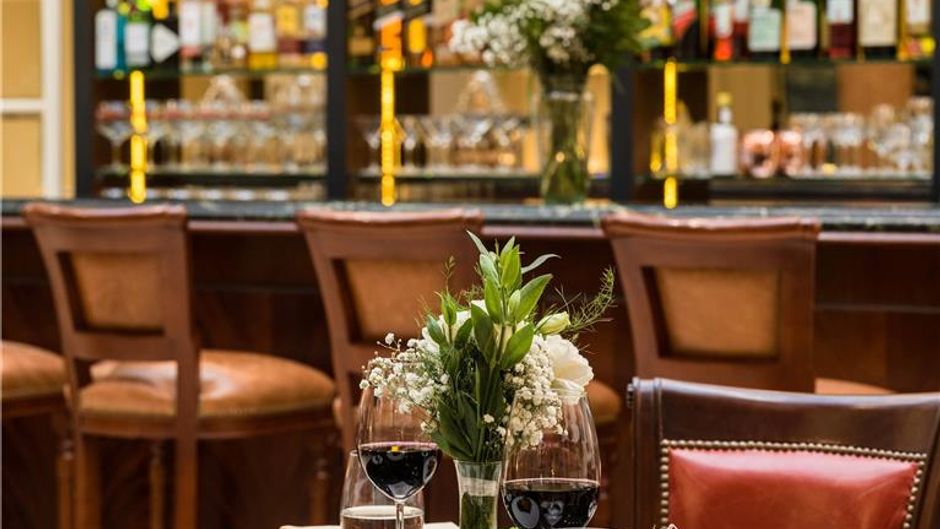Melia Recoleta Plaza Boutique Hotel Restaurant