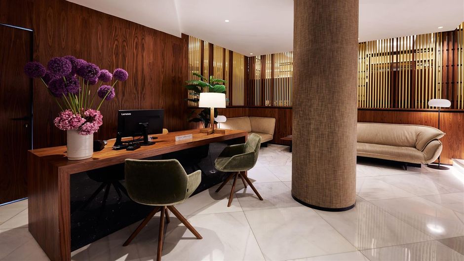 Melia White House Hotel Exterior