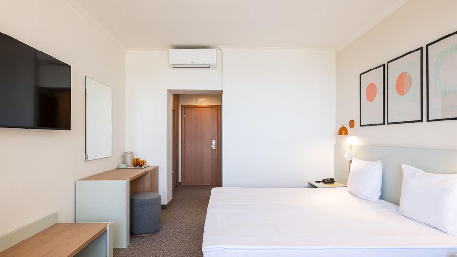Sol Nessebar Mare All Inclusive Room