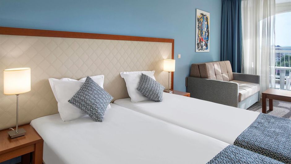 Sol Luna Bay Room