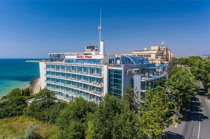 Sol Marina Palace