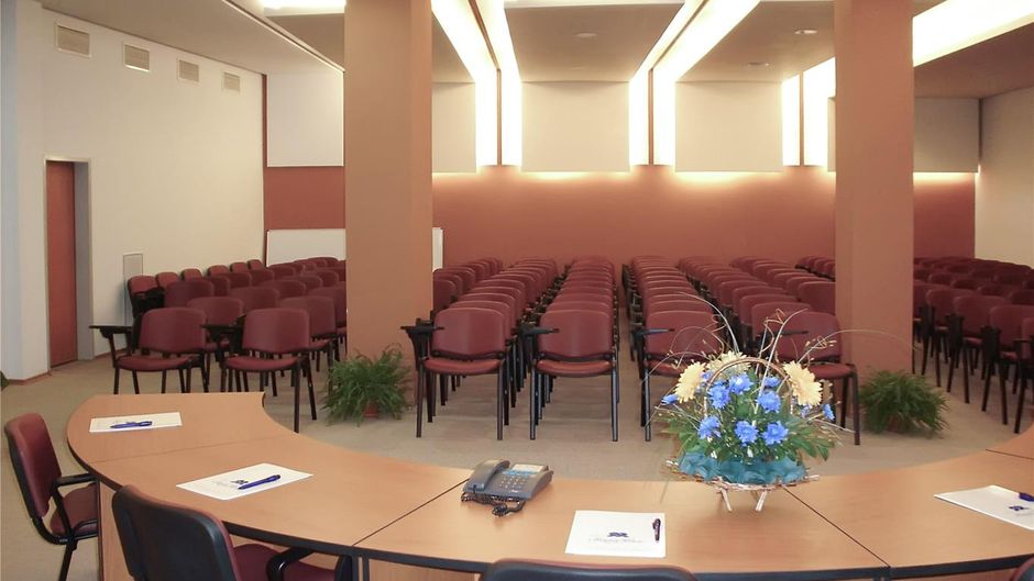 Sol Marina Palace Meeting