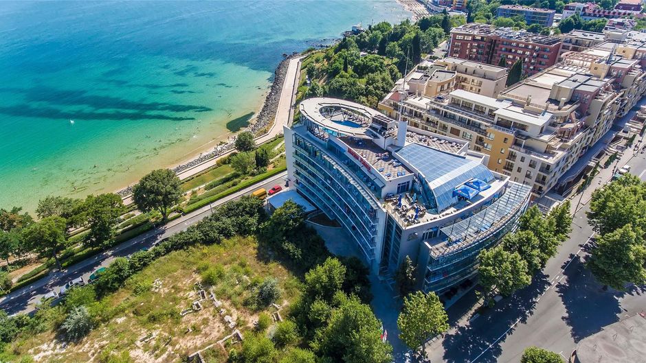 Sol Marina Palace Exterior