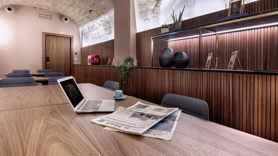 Maison Colbert Melia Collection Meeting