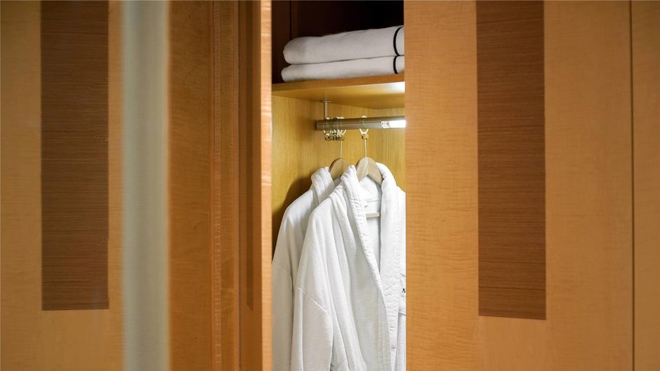 Melia Athens Room