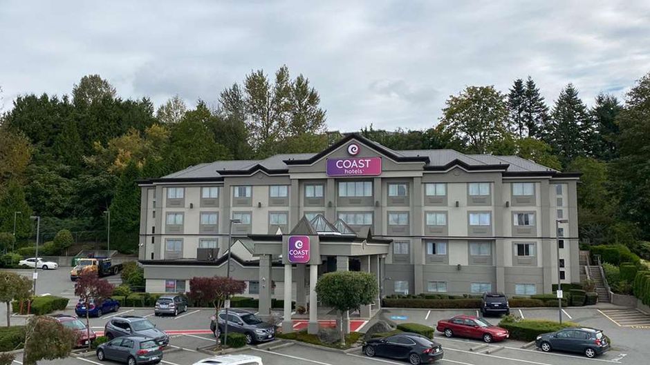 The Coast Abbotsford Hotel & Suites Exterior