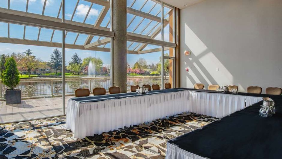 Coast Chilliwack Hotel Meeting