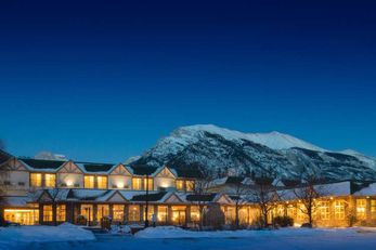 Coast Canmore Hotel