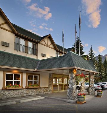 Coast Canmore Hotel
