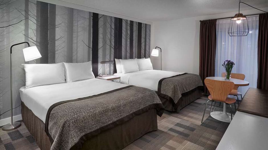 Coast Canmore Hotel Room