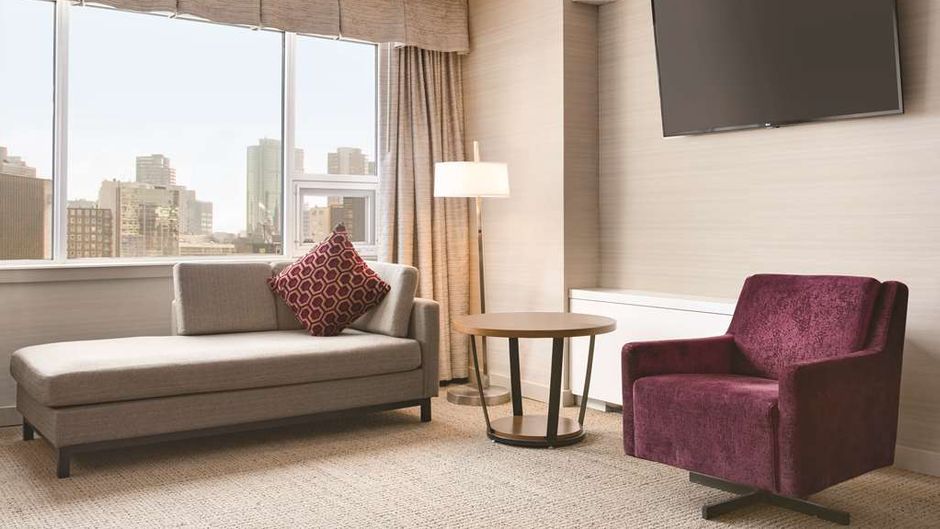 The Coast Edmonton Plaza Hotel Suite