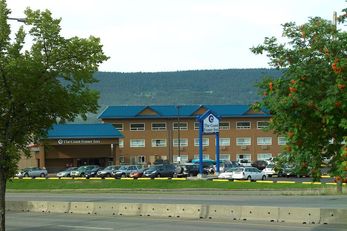 Coast Fraser Inn