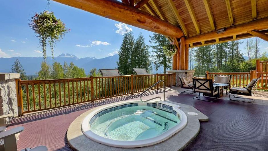 Coast Hillcrest Hotel Pool