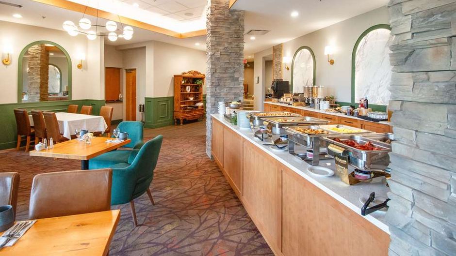 Coast Hillcrest Hotel Restaurant